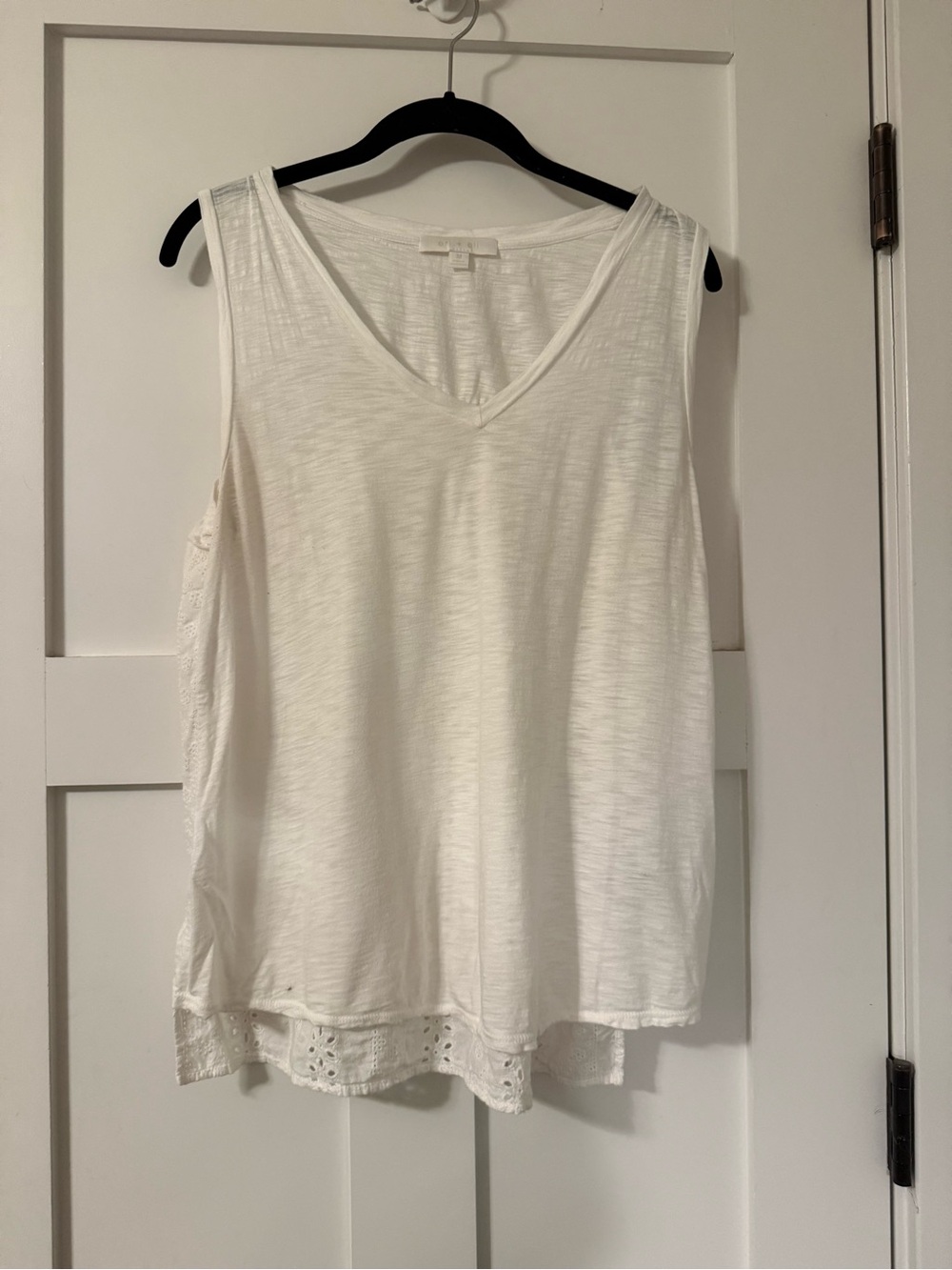 Women’s Cream V-Neck Sleeveless Tank with Eyelet Hem